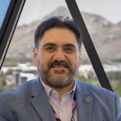 YURI ZAPATA CONSEJERO
