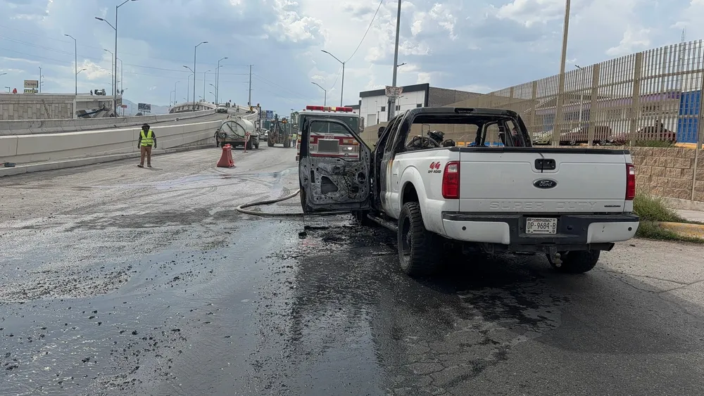 INCENDIO PICKUP NOGALES2