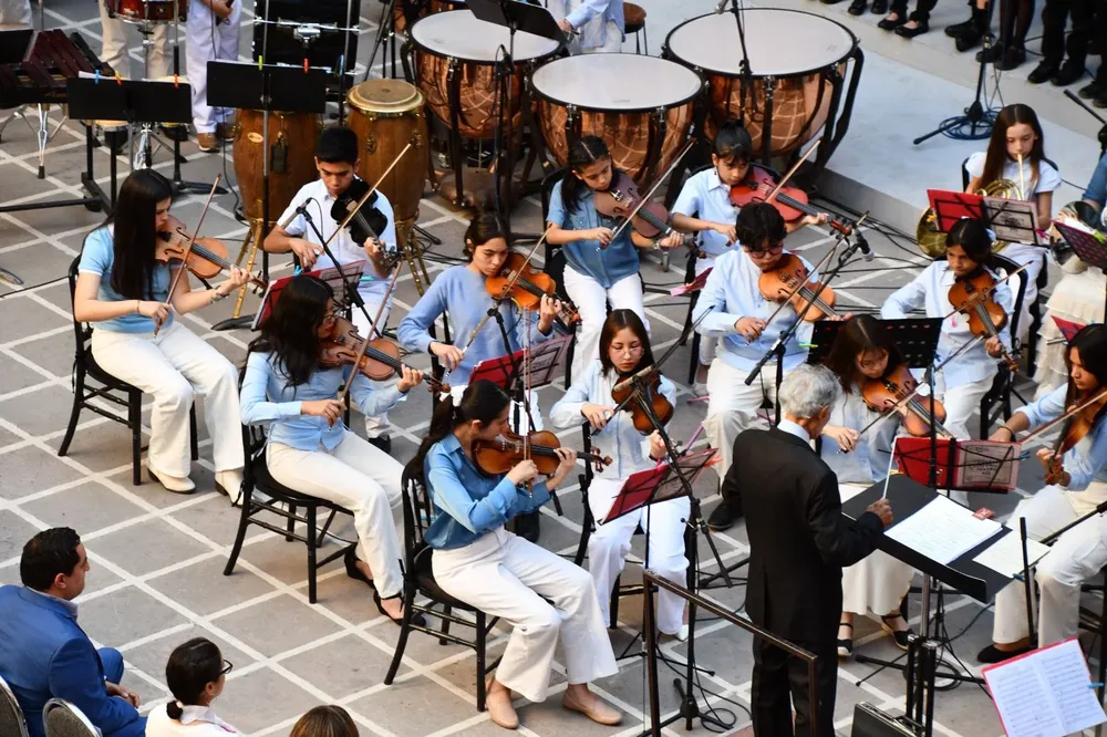 e2ae64e6-76fb-4503-bee1-1071a7e129fb