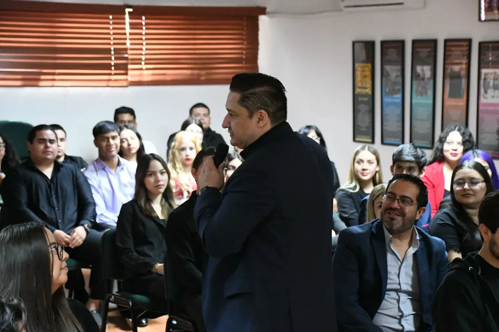 8dafe60f-9a23-4a4a-9954-6be1f2a6a9a2