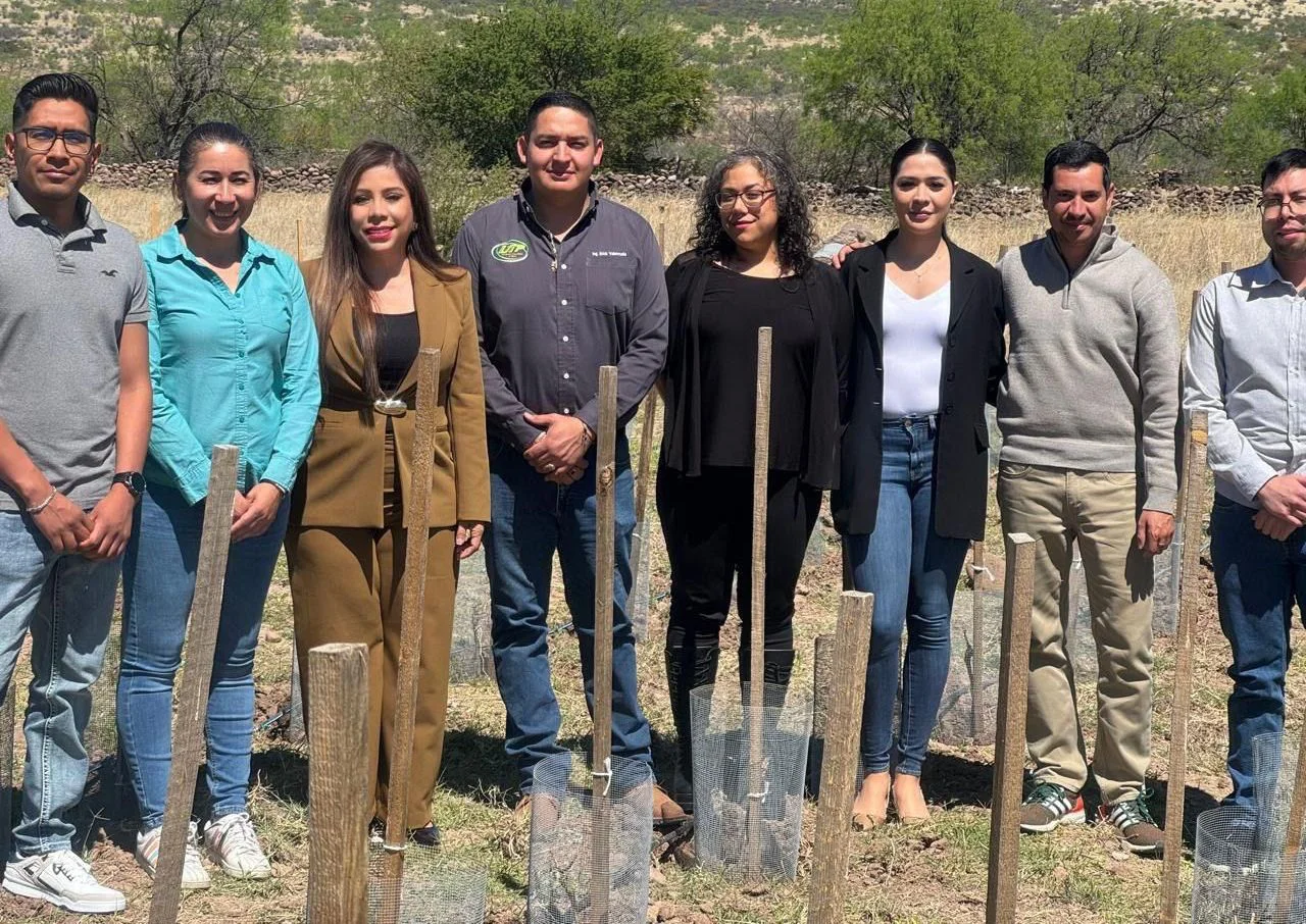 6f835849-81c2-48b7-a450-770af1064983