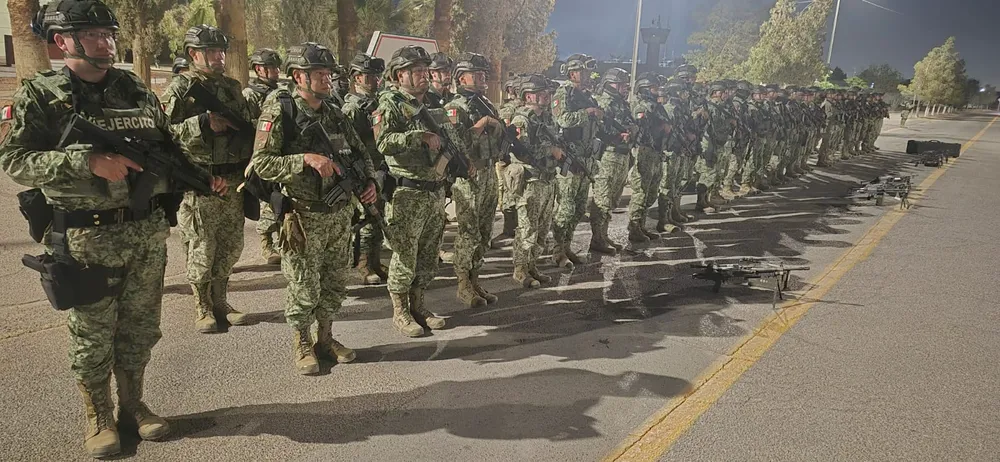 ARRIBAN MILITARES JUAREZ2