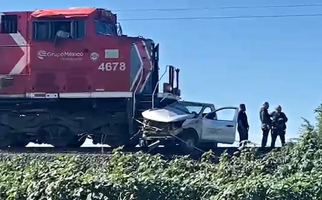 CHOQUE TREN EJ BUSTILLOS