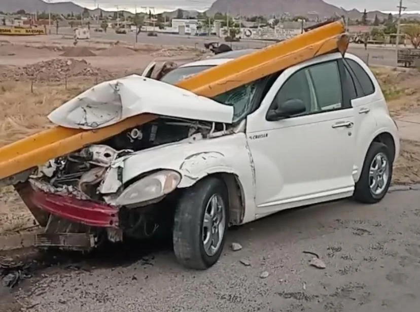 ADULTO MAYOR PIERDE CONTROL