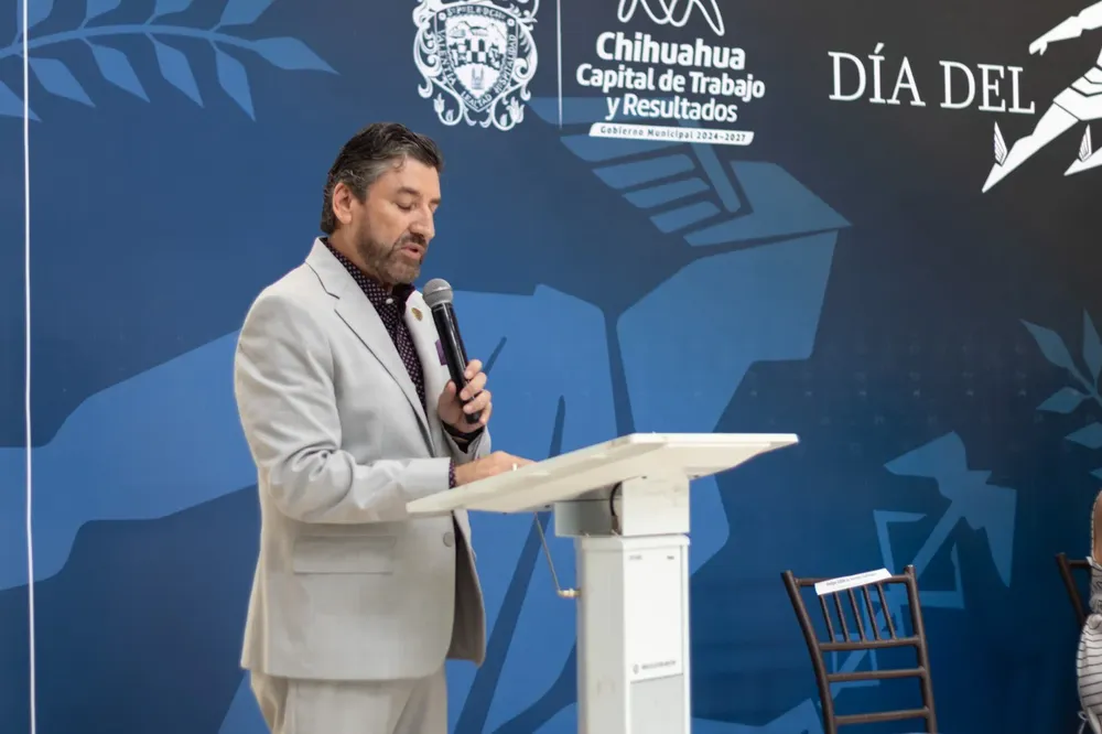RECONOCE CANACO COMERCIANTE9
