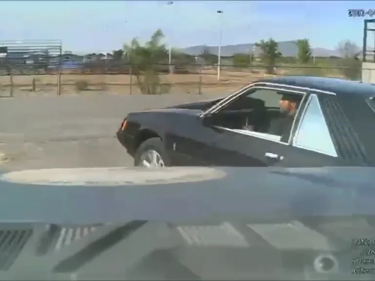 PERSECUCION MUSTANG3