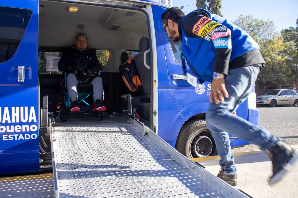 aeccad17-3b67-4e2e-bbd8-2f536b281f92