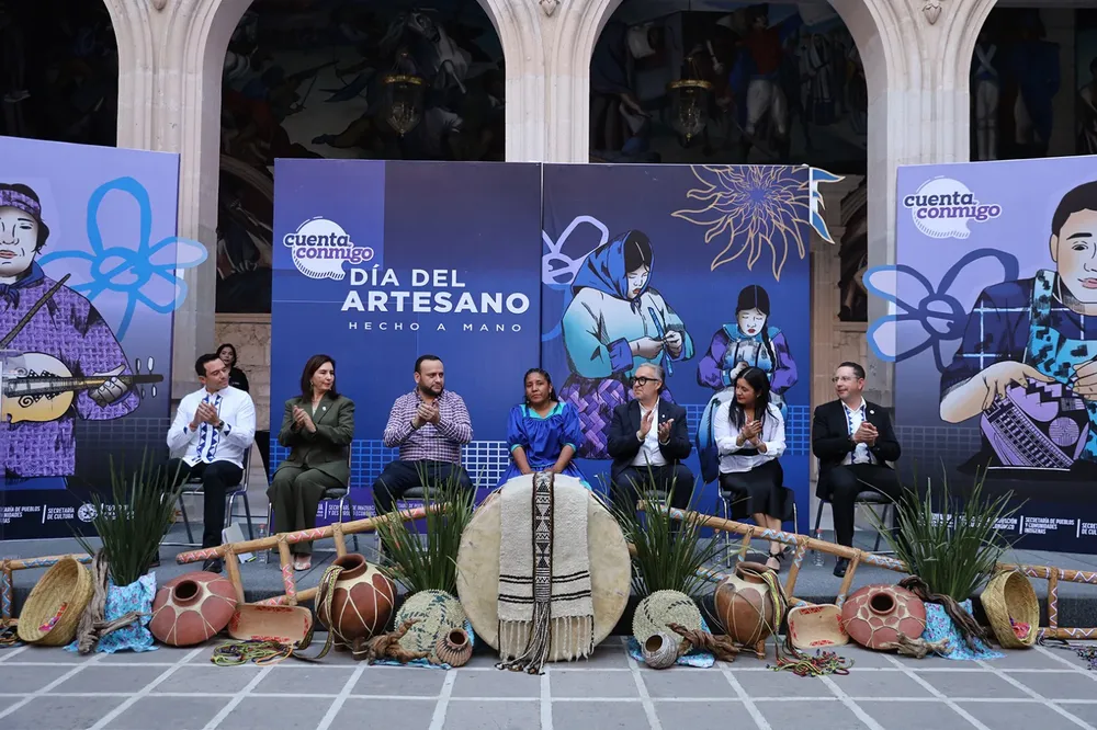 53930a33-3981-4a7d-9281-6c8fa9b3b219