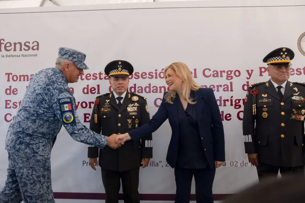 INVITADA MARU NUEVO MANDO1