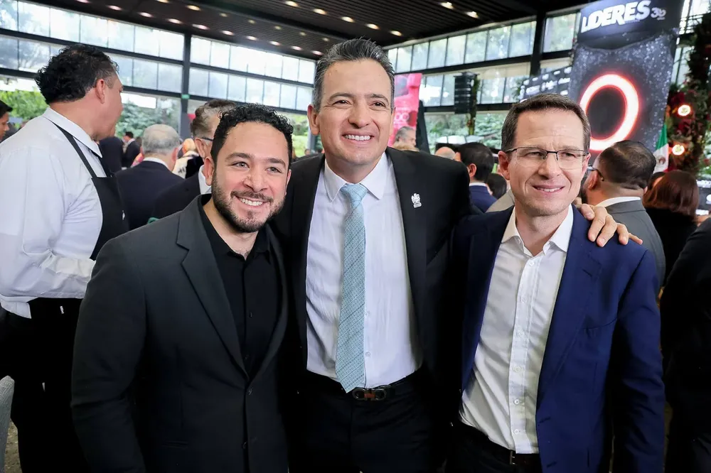 RECONOCEN LIDERES MARCO2
