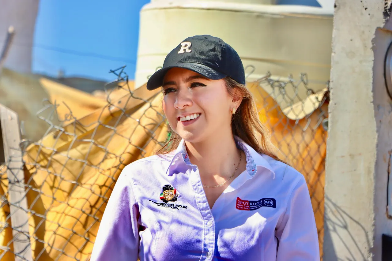 ATIENDE CARLA RIVAS3