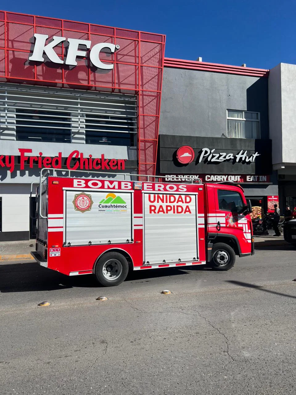 EXPLOSION KFC CUAUHTEMOC1