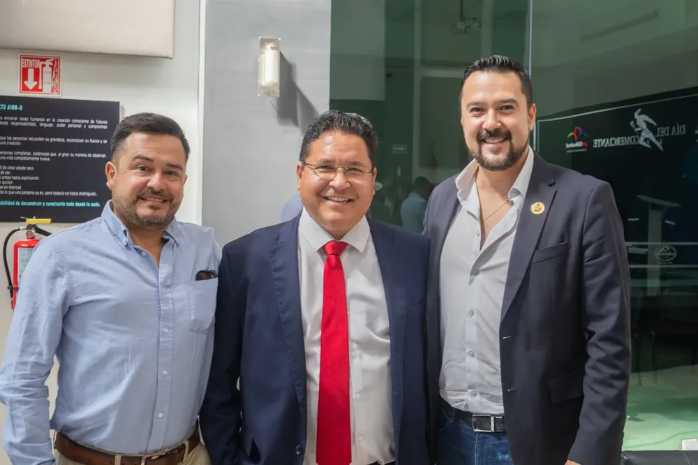 RECONOCE CANACO COMERCIANTE1
