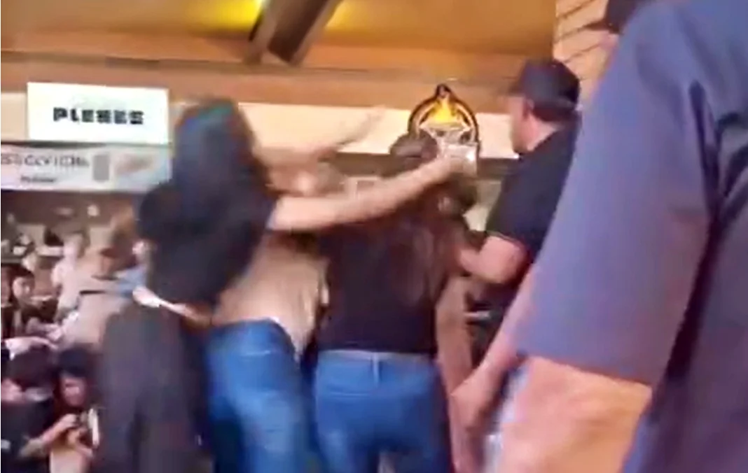 PELEA EN LA CERVE