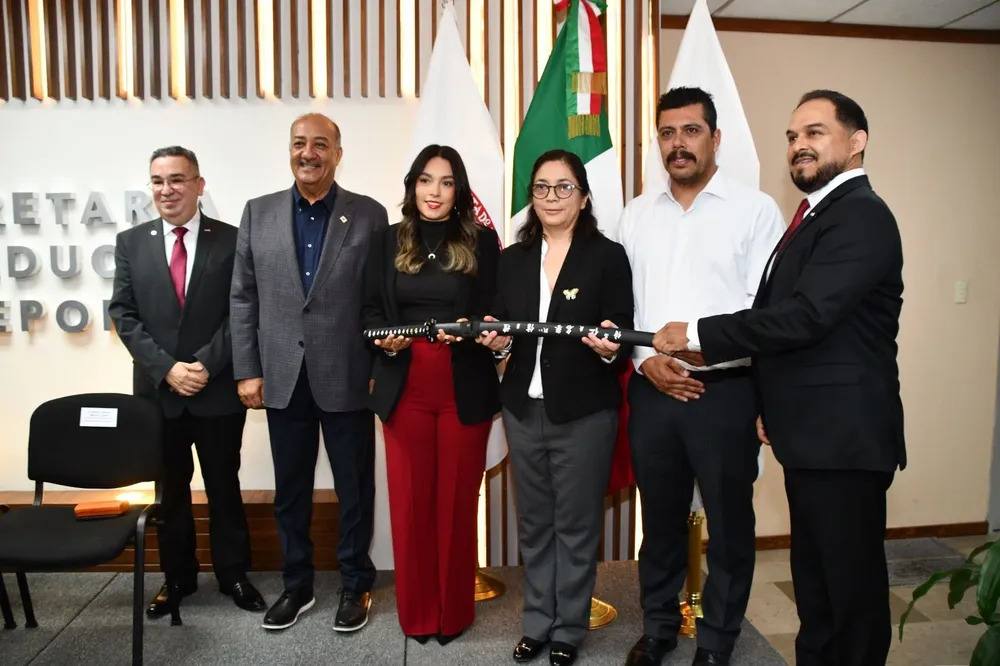 27dfa516-858f-4aa1-bdde-c03821f7d827