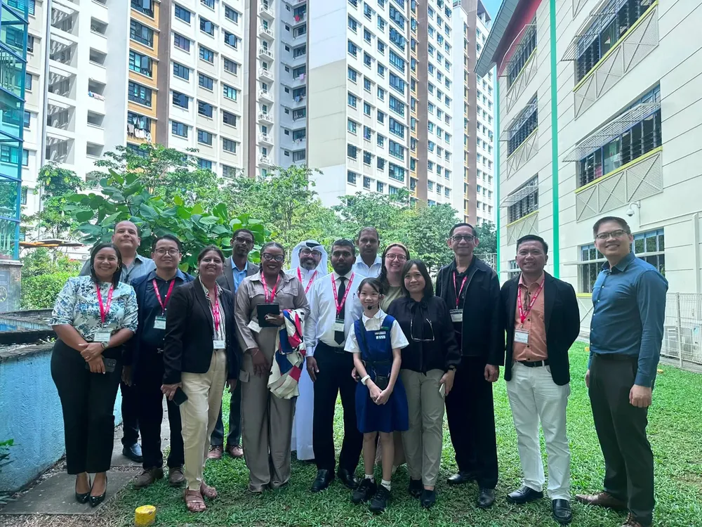 SINGAPUR ACREDITA OMAR BAZAN3