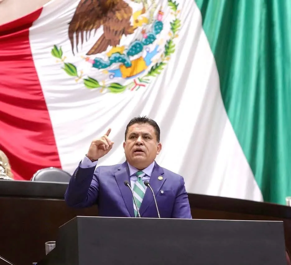 APRUEBAN PENAS DIP PRI