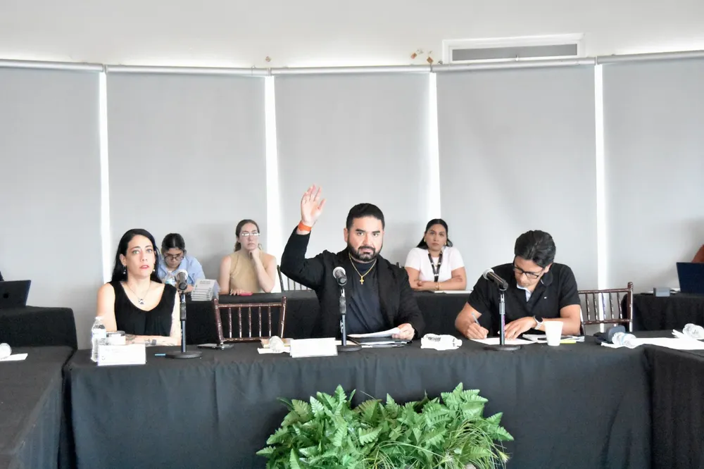 c8cf14ce-eae0-452f-97f0-8af0053736c8