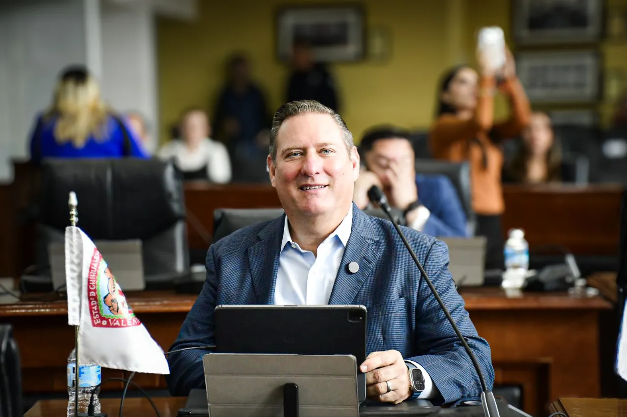 OLSON PIDEINVESTIGAR A DIPUTADA