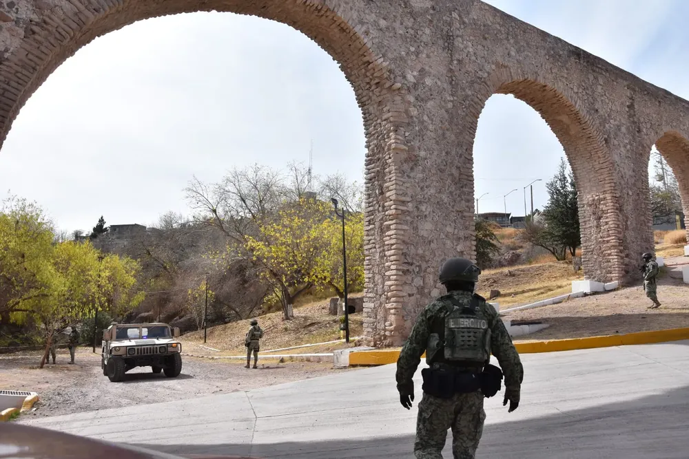 ENCUENTRAN MANTA AMENAZANTE1