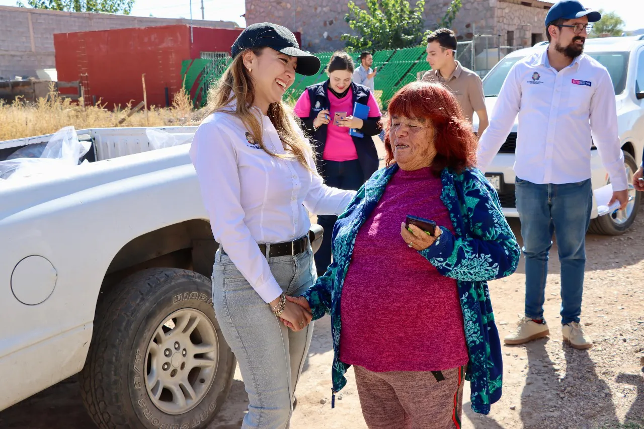 ATIENDE CARLA RIVAS1