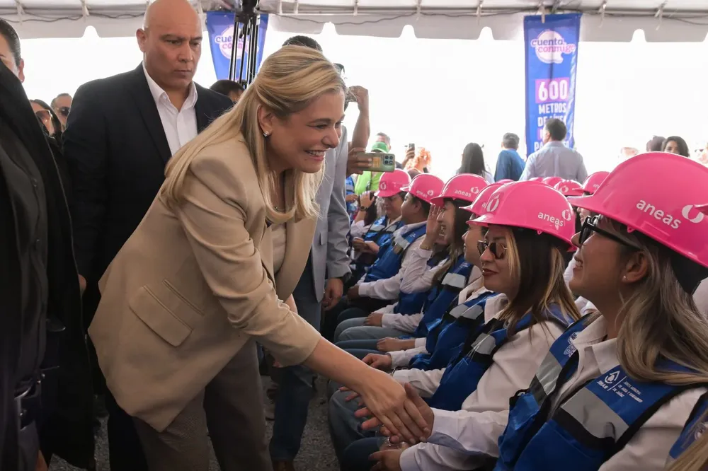 c945c2eb-4a03-4342-862d-d8d58f47e30e