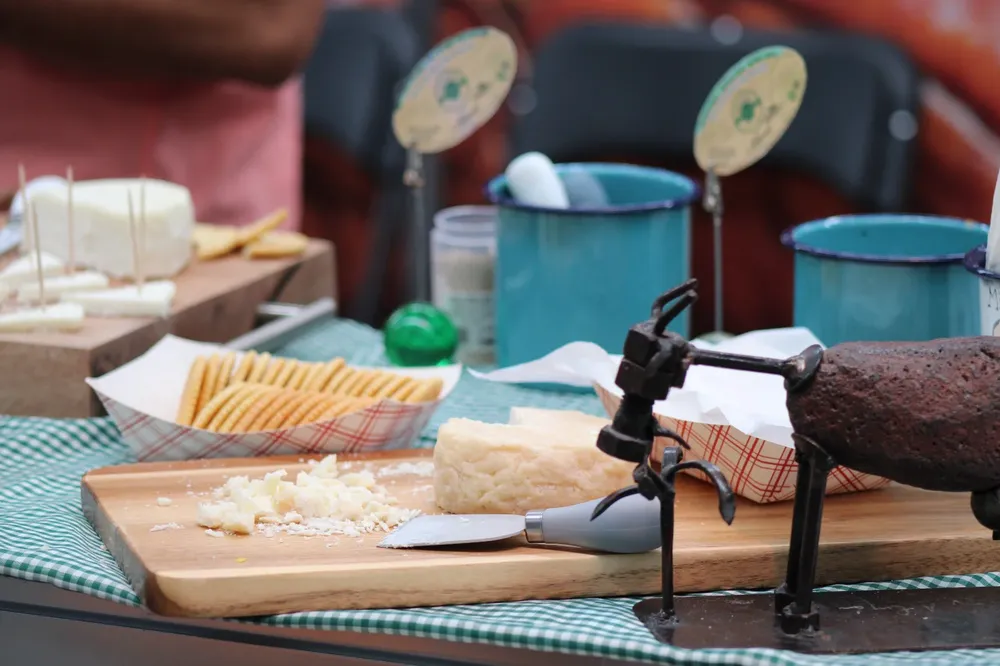 f65a7107-256f-4543-801f-bd6cbcfd9d65