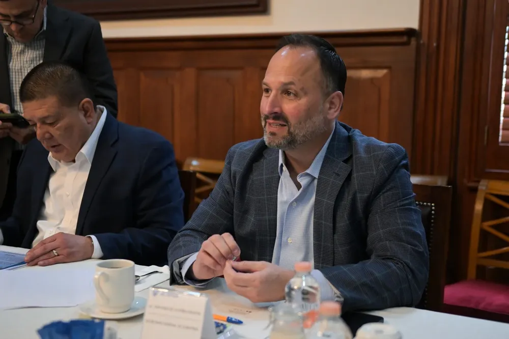 d6ace40d-d1f7-4a05-be13-e13ed7f649b1