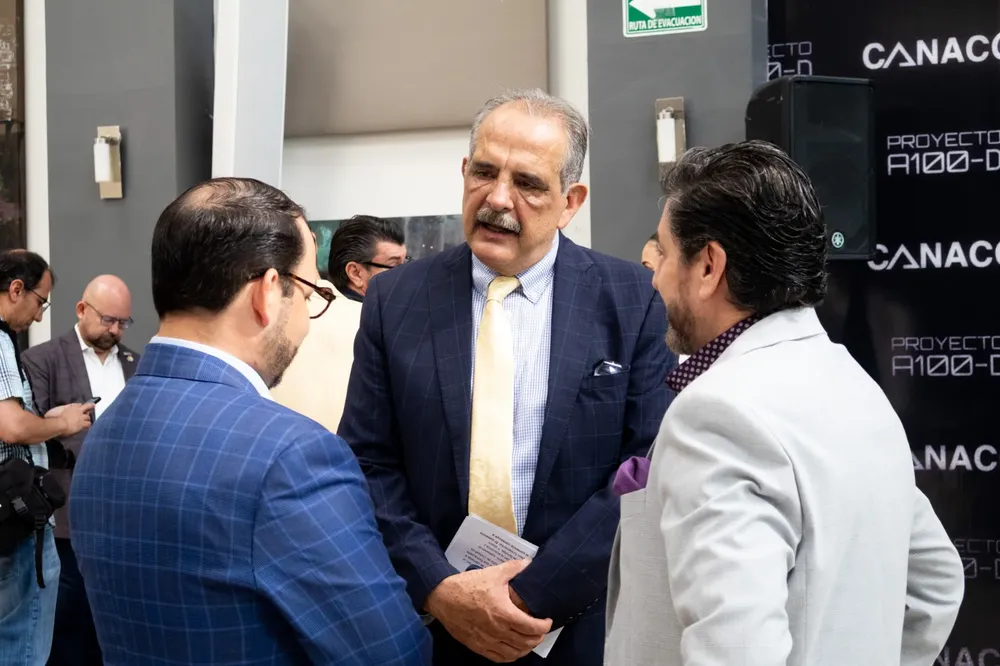 RECONOCE CANACO COMERCIANTE5
