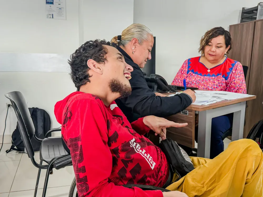 MIKE SORE RUEDAS APOYO4