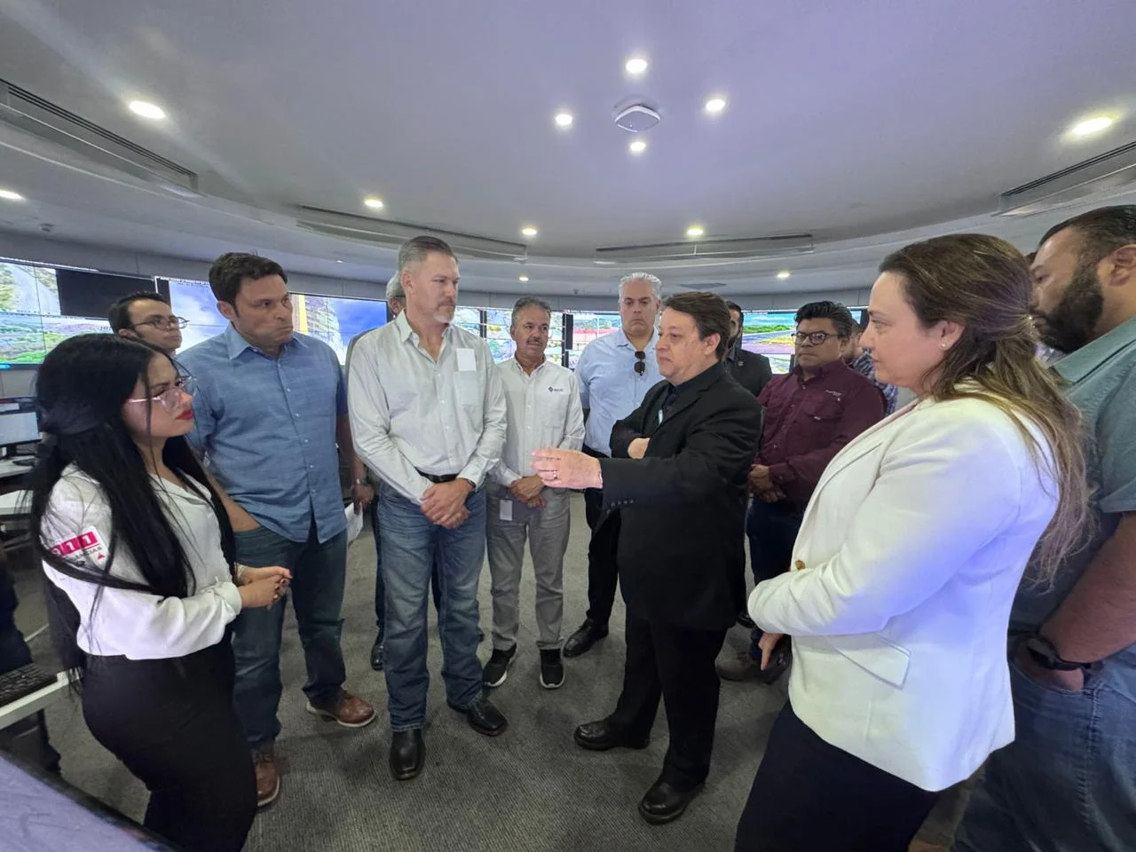 e74167ed-5e96-4427-ab5f-4653a0f8649a