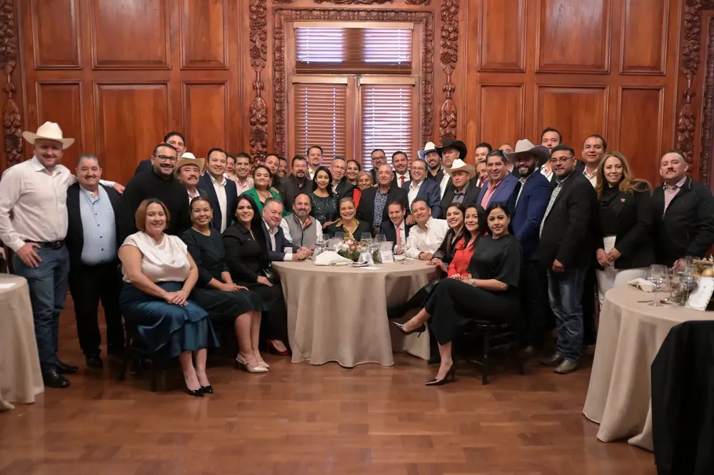 MARU AGRADECE ALCALDES1