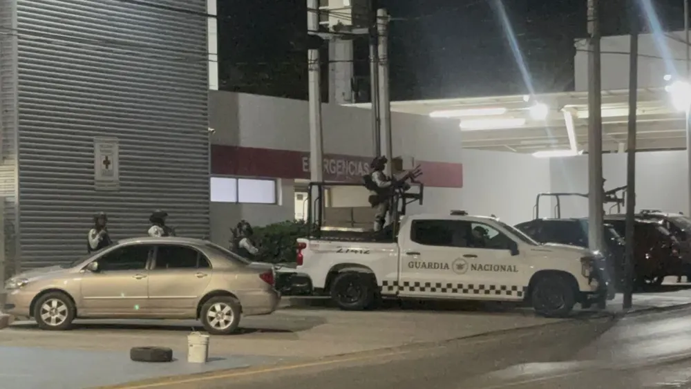 LLEGA HERIDO DE BALA2