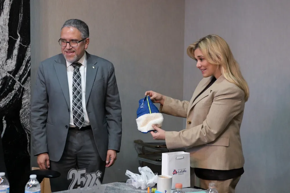 77d57630-014a-43a3-a623-4fe5bc103792