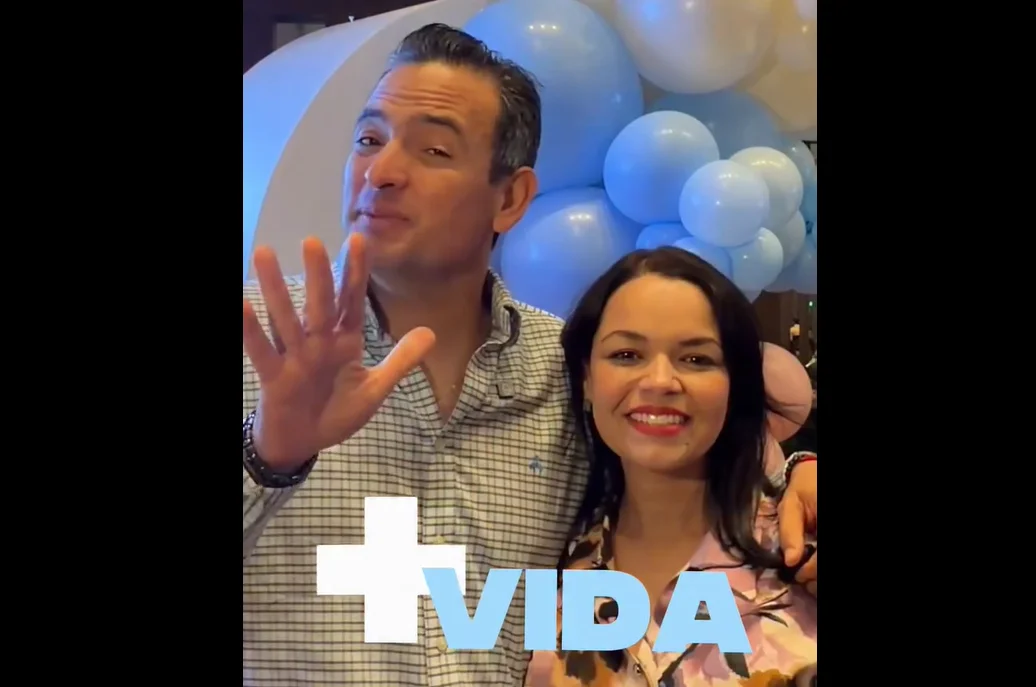 PRESENTAN +VIDA