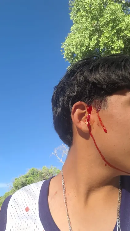 RIÑA EN LOS ALAMOS2