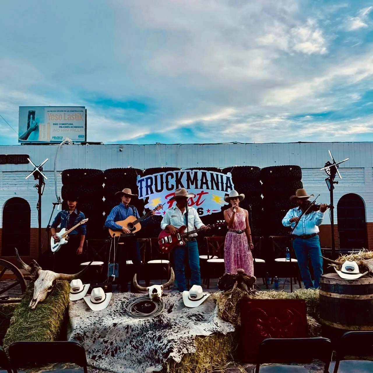TRUCKMANIA FEST4