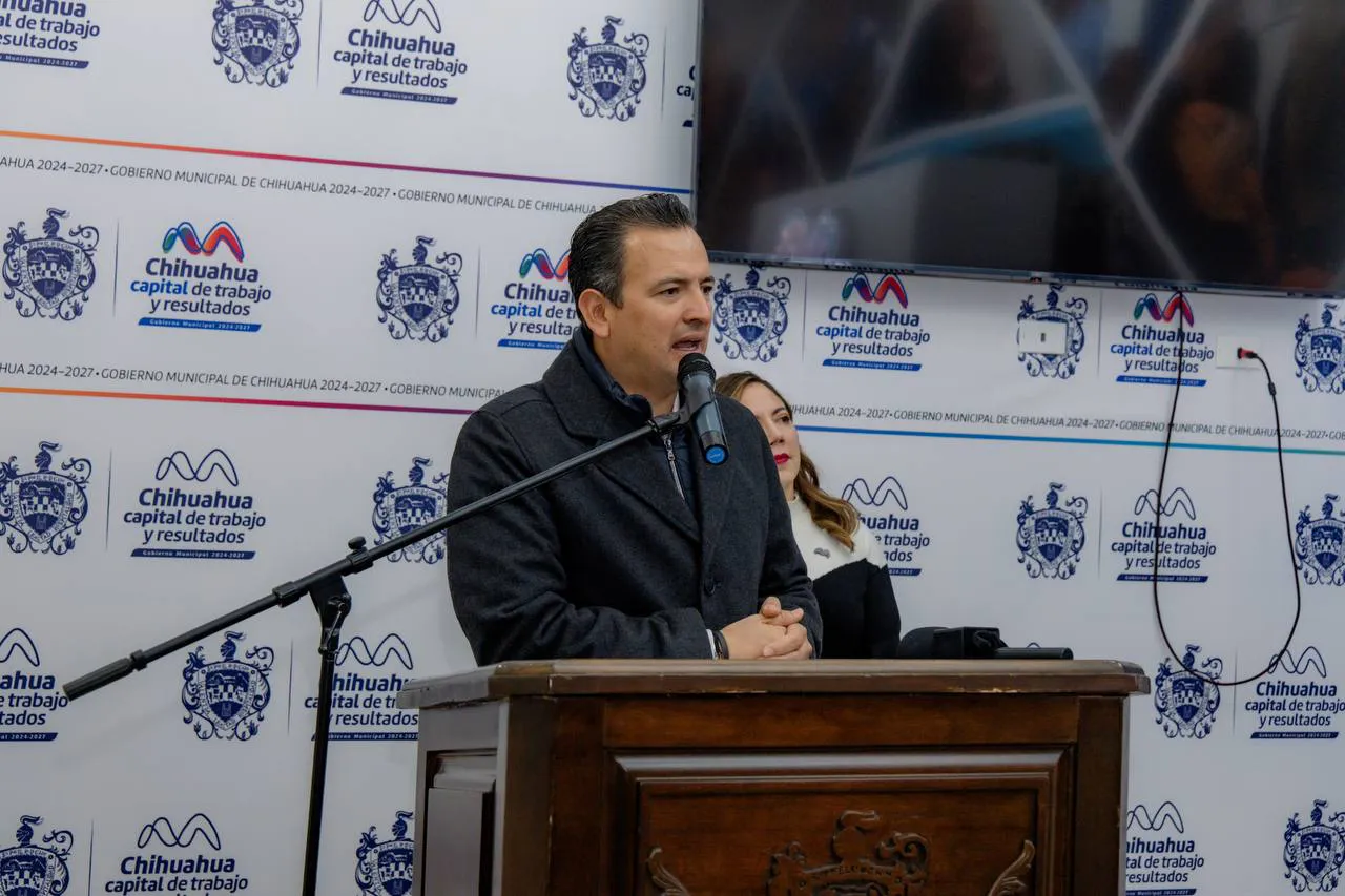 PRESENTA ALCALDE PROYECTOS1