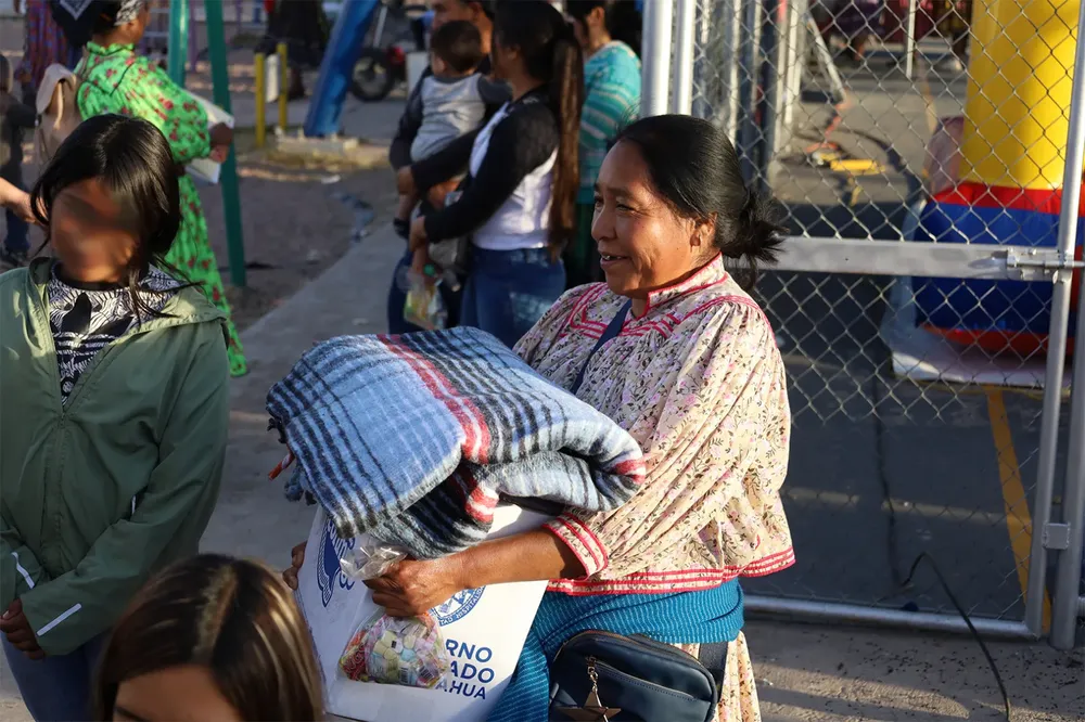 paquetes alimenticios a familias de comunidades indígenas 1