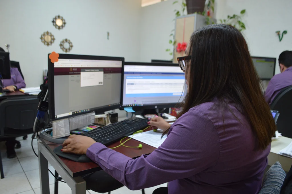 ec161241-4924-4b06-9723-109884653aa8