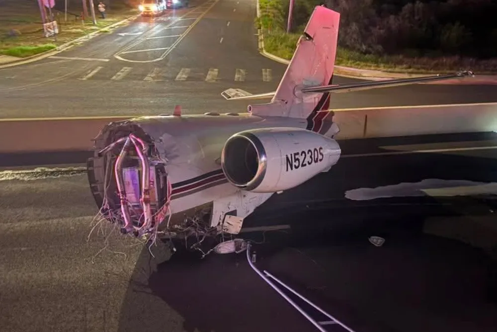 tail-and-part-of-the-fuselage-of-the-cessna-latitude-that-made-an-emergency-landing-in-laredo-tb4t7v3