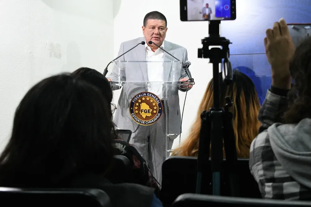 DESIGNA GOBERMNADORA NUEVO FISCAL4