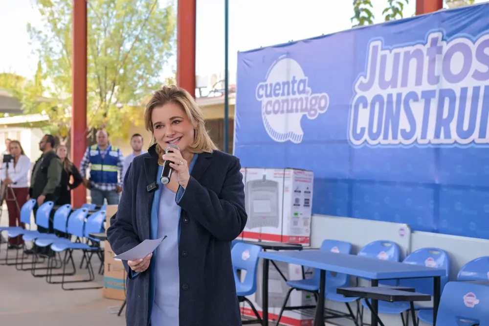 ENTREGA MOBILIARIO ESCOLAR9