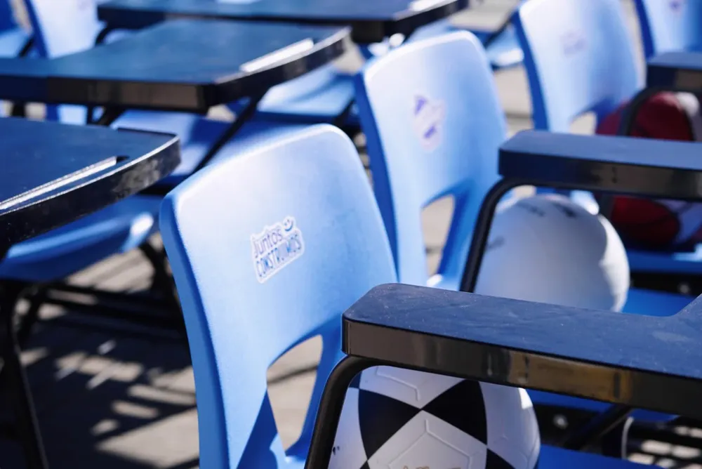 060f544d-9f51-4165-86b8-14fdfab15bd4