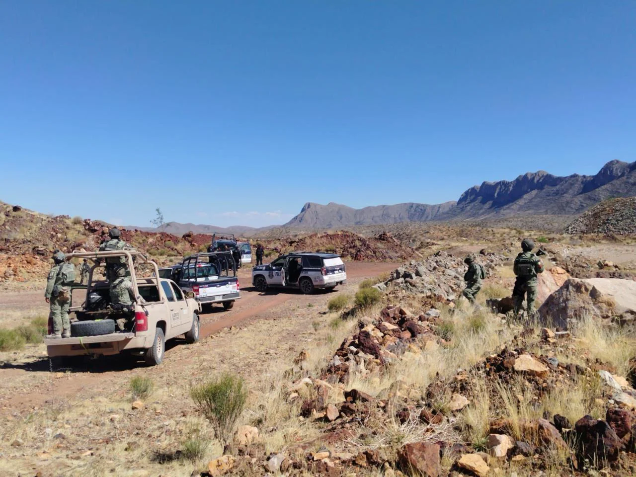 DESMANTELAN CAMPAMENTO6