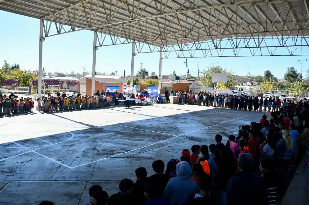 ENCABEZA CHINA FRIAS1