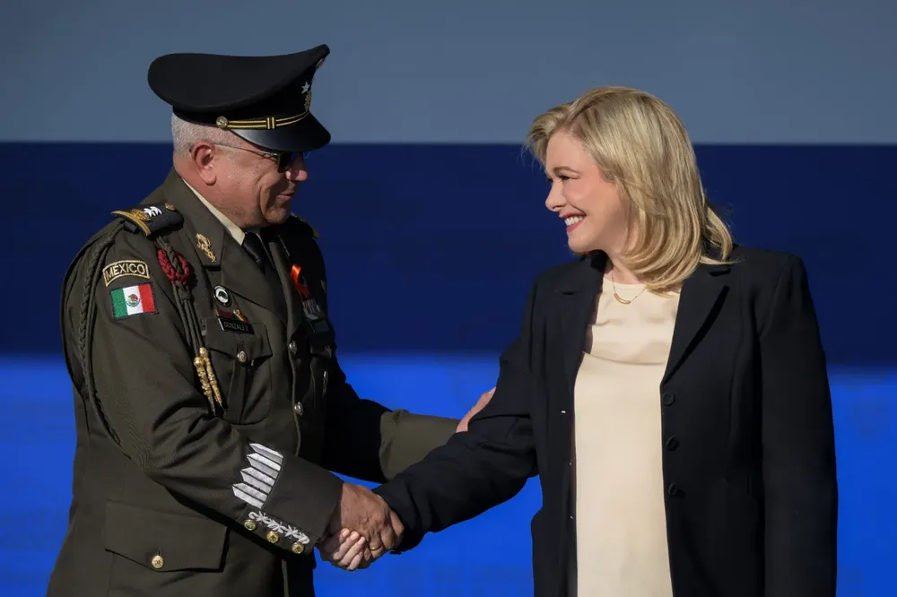 MARU INVITADA DE HONOR4